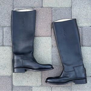 Black tall riding boots, high quality!